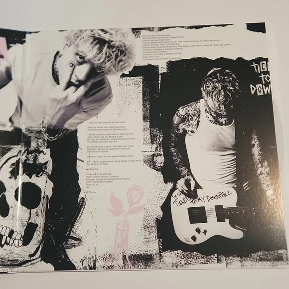 "Tickets to my Downfall" Vinyl - by Machine Gun Kelly - Alternate Cover - Picture 5 of 7